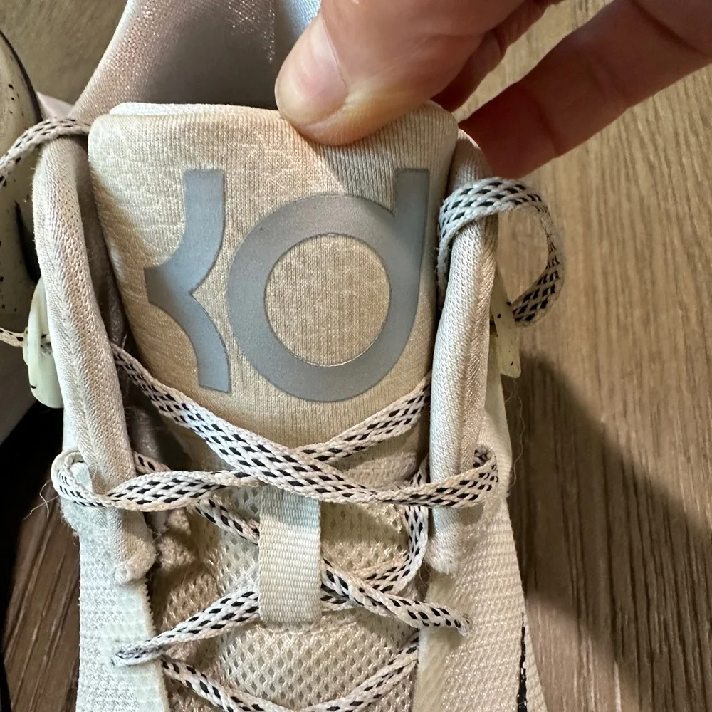 Nike KD Trey 5 Basketball Shoes Size 9.5 Cream Black - Picture 6 of 11